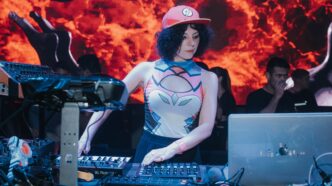 Giorgia Angiuli da novo mergulho no psytrance e acaba de lançar remix de "Spiritum", de Vini Vici com Maddix e Shibui, via Sony Music.