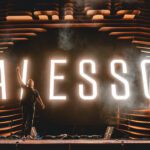 Alesso, DJ e produtor sueco, se apresenta no aniversário de 9 anos do Laroc Club neste sábado (12) com ingressos quase esgotados.