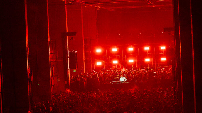 Baile Lotação, Victor Lou