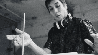 Jhonatan Ospina lança "BitterSweet", sua última produção no techno melódico, marcando o início de uma nova fase sonora.