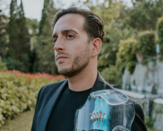 Mike Violinist