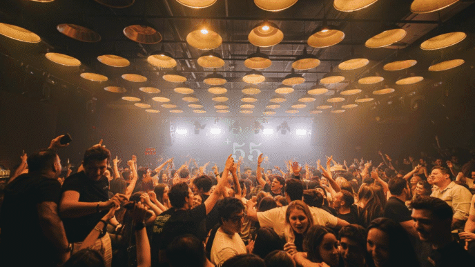 Festa retorna ao +55 em 20 de setembro para conectar passado, presente e futuro da música eletrônica e reforçar sua identidade.