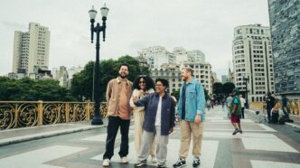 Tuyo e Branko - Pro Mundo Ouvir